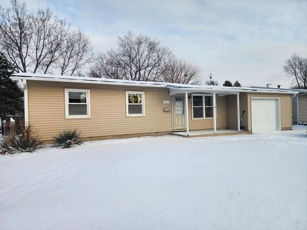 423 Dalhart Avenue, Romeoville, IL 60446