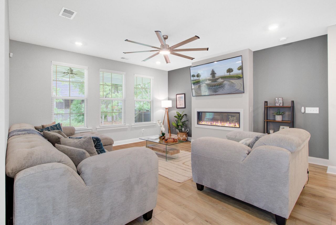 608 S Pointe Boulevard Photo 12