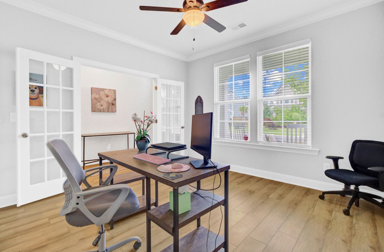 608 S Pointe Boulevard Photo 16