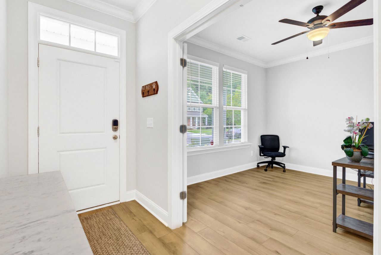 608 S Pointe Boulevard Photo 18