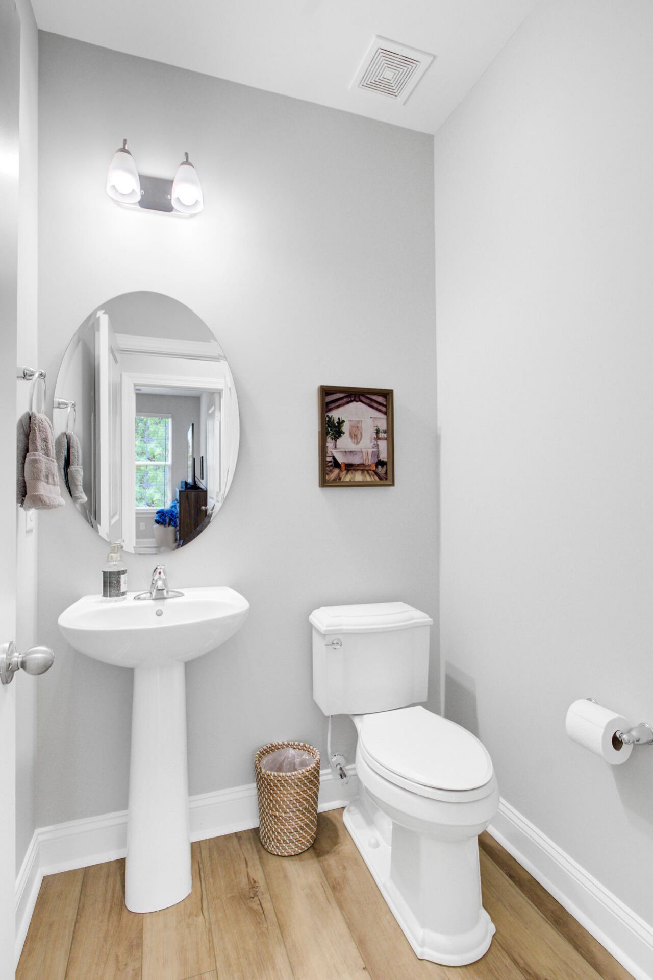 608 S Pointe Boulevard Photo 19