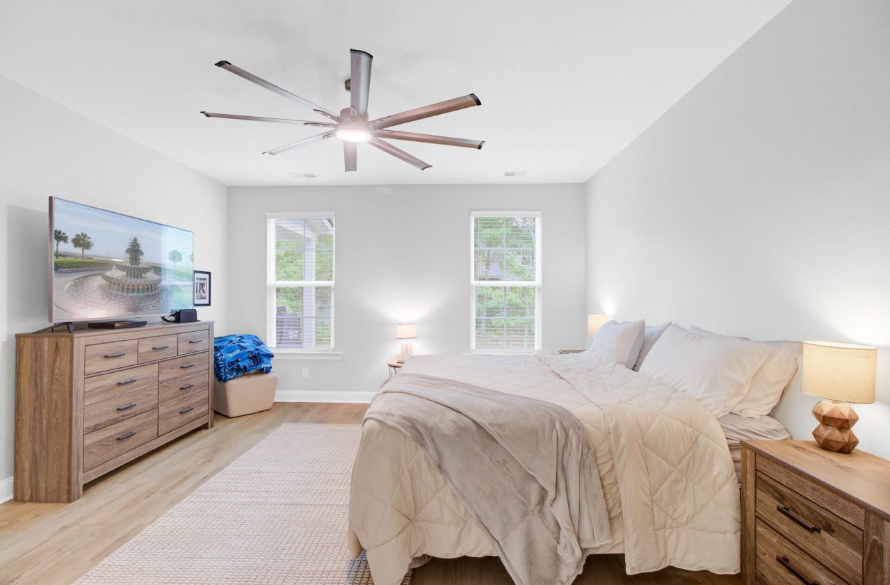 608 S Pointe Boulevard Photo 22