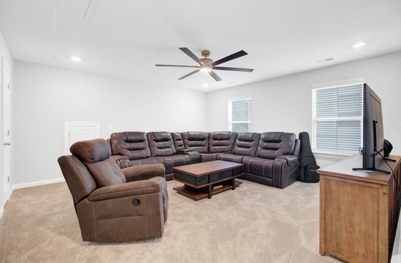 608 S Pointe Boulevard Photo 34