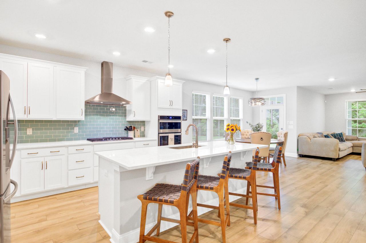 608 S Pointe Boulevard Photo 4