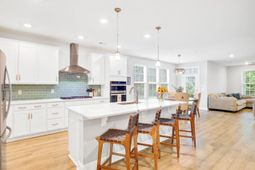 608 S Pointe Boulevard photo 4