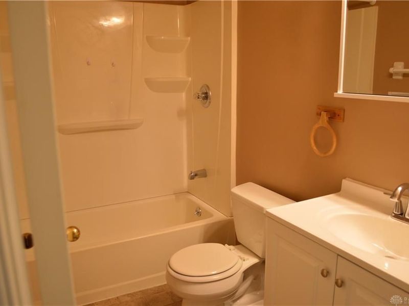 8338 Woodgrove Court, Washington Township, OH 45458 Photo 13