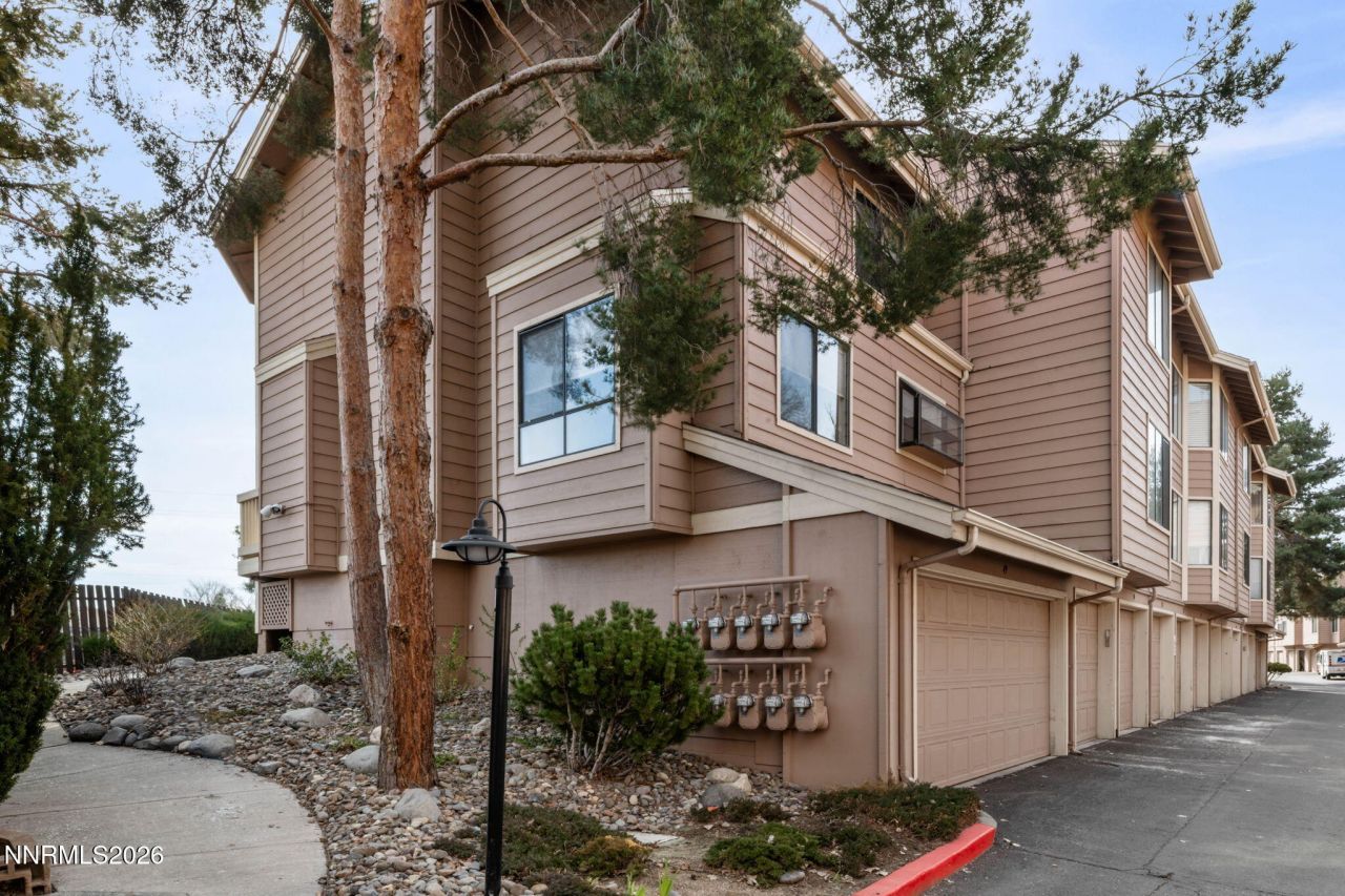 2875 Idlewild Drive, Unit APT 49, Reno, NV 89509 Photo