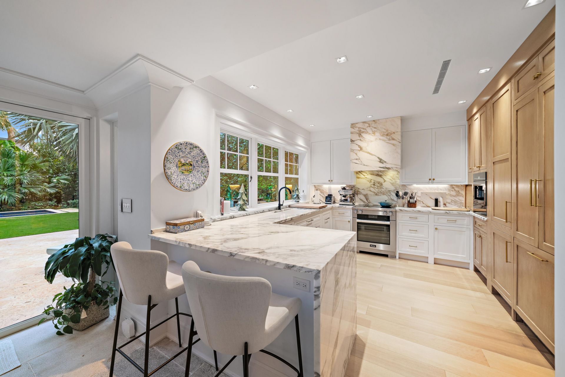 160 Chilean Avenue, Palm Beach, FL 33480 Photo