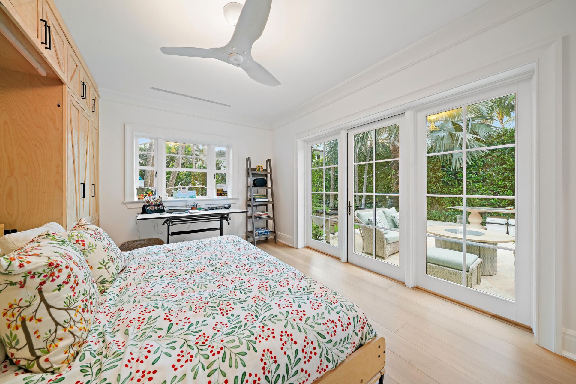 160 Chilean Avenue, Palm Beach, FL 33480 Photo