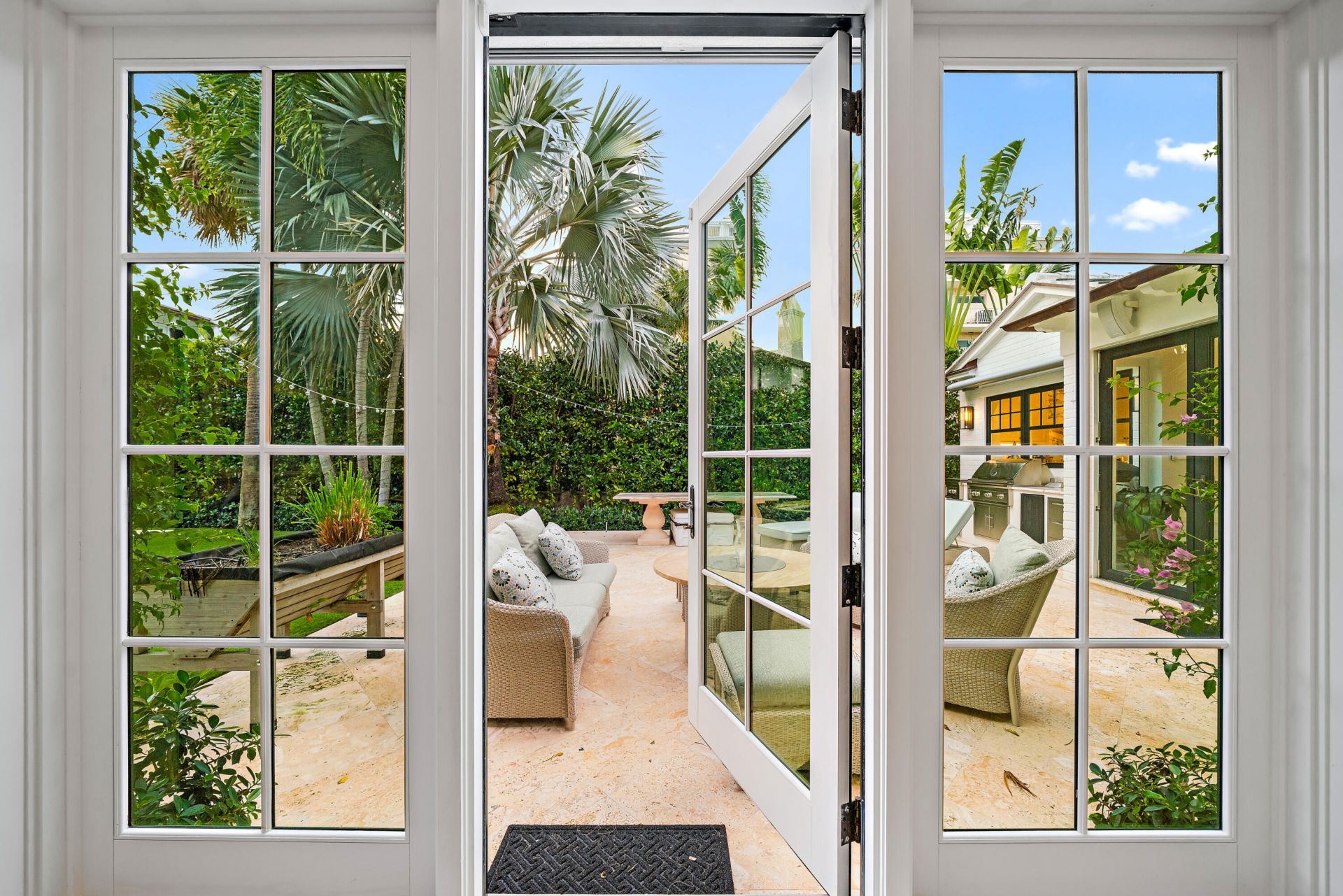 160 Chilean Avenue, Palm Beach, FL 33480 Photo