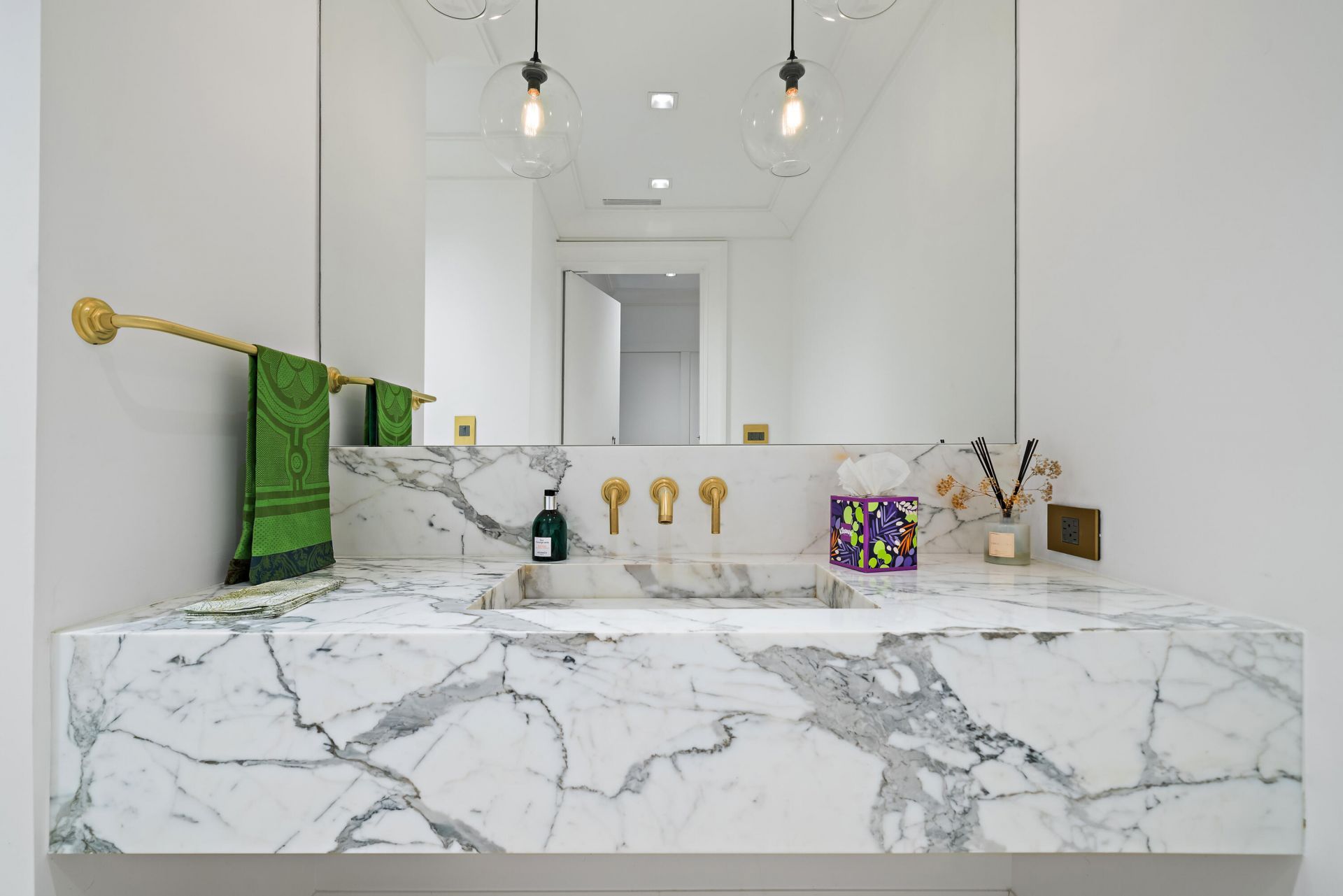 160 Chilean Avenue, Palm Beach, FL 33480 Photo