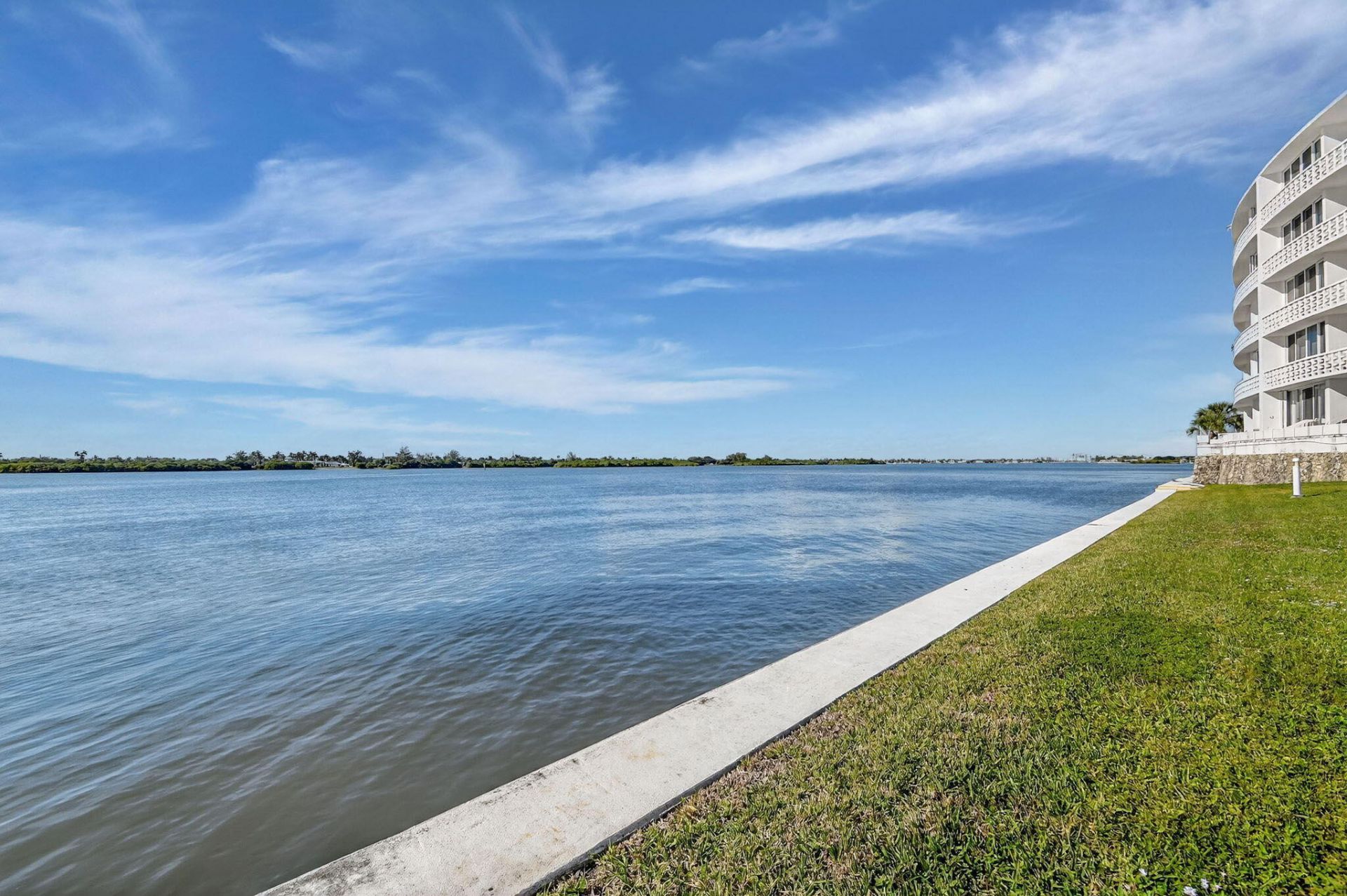 2760 S Ocean Boulevard, Unit 417, Palm Beach, FL 33480 Photo