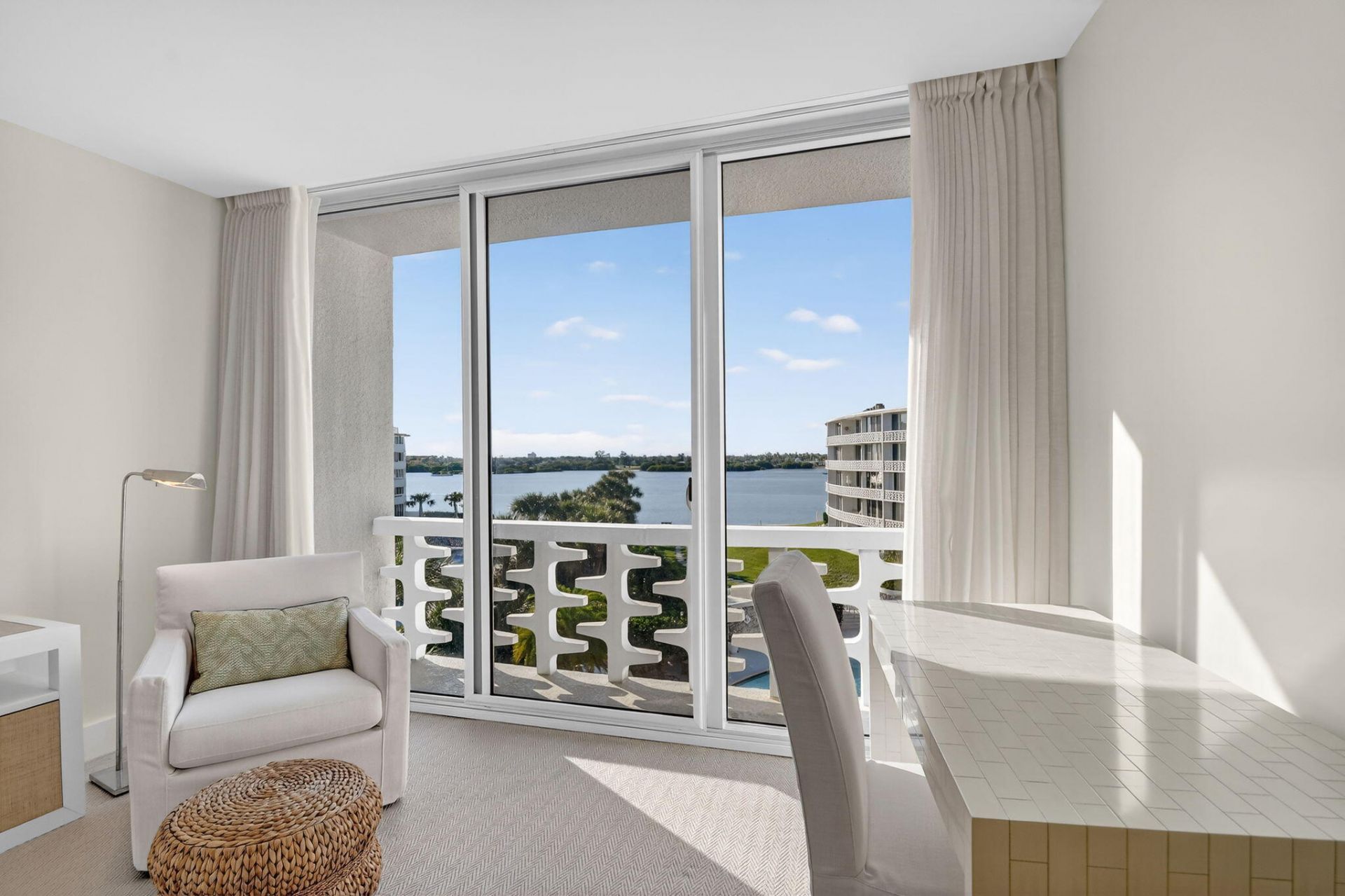 2760 S Ocean Boulevard, Unit 417, Palm Beach, FL 33480 Photo