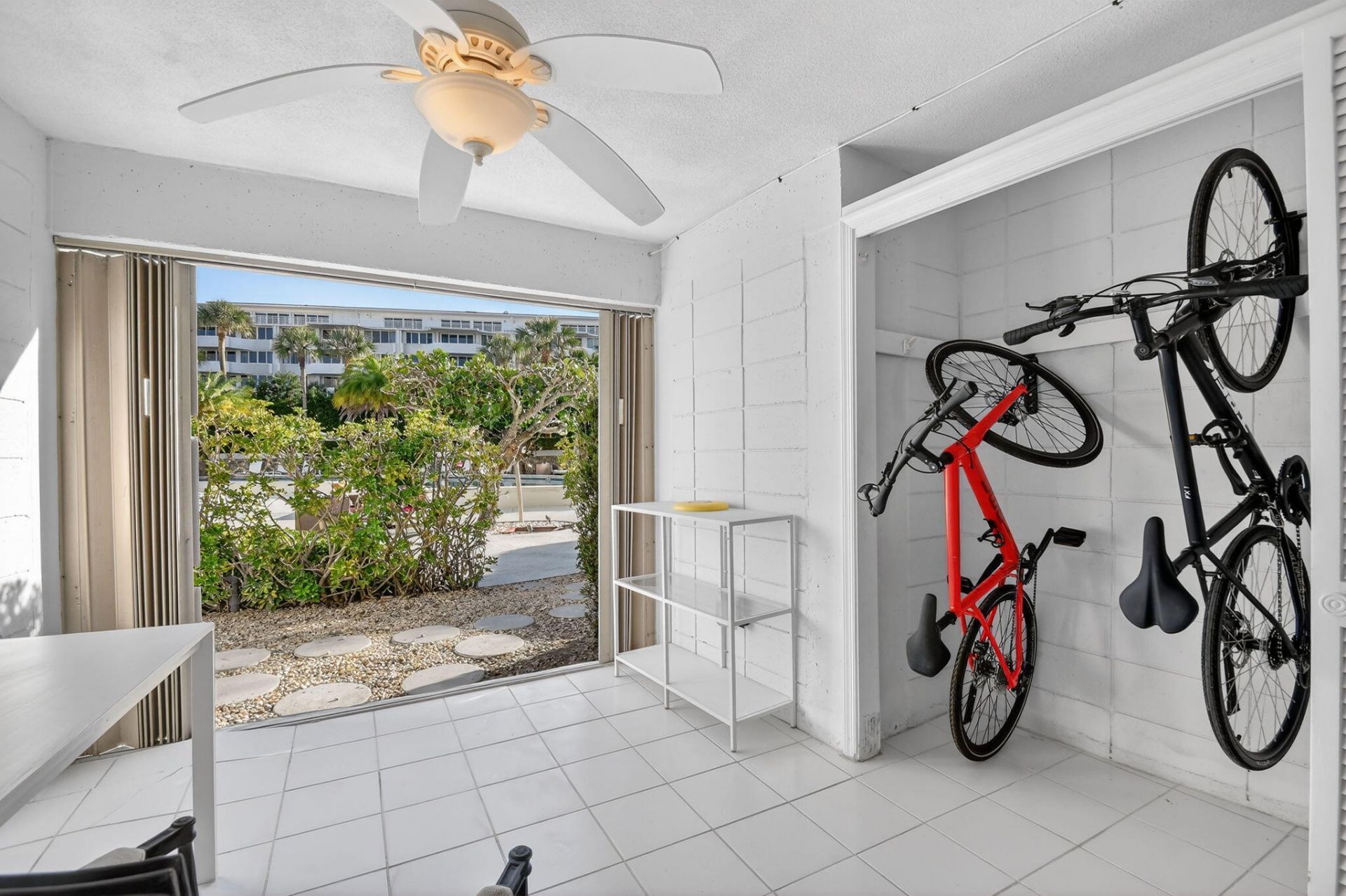2760 S Ocean Boulevard, Unit 417, Palm Beach, FL 33480 Photo