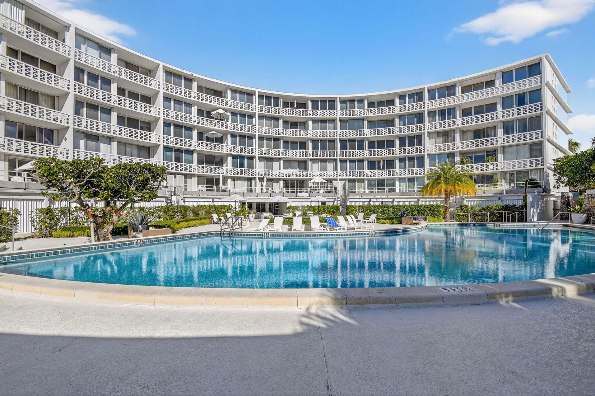 2760 S Ocean Boulevard, Unit 417, Palm Beach, FL 33480 Photo