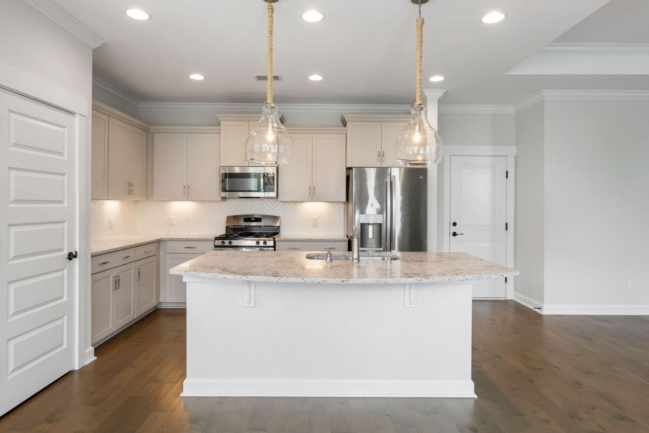 2829 Cavalcade Circle Photo 4