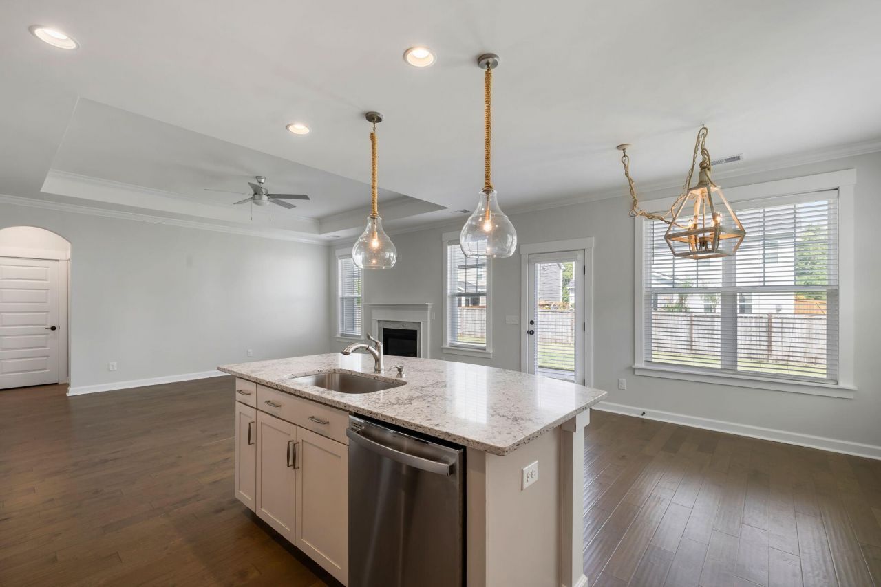 2829 Cavalcade Circle Photo 5