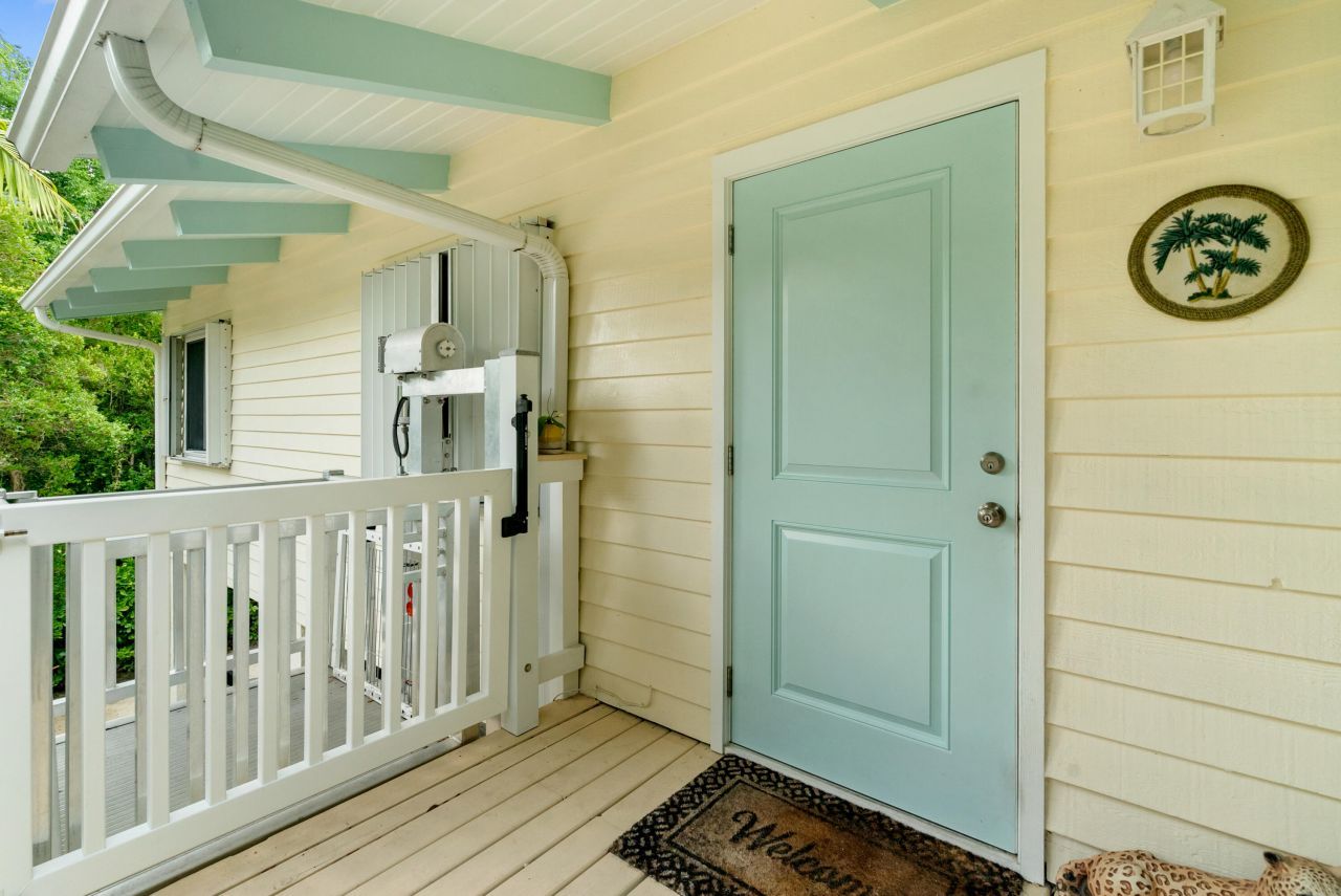 158 Tampa Drive, Tavernier, FL 33070 Photo