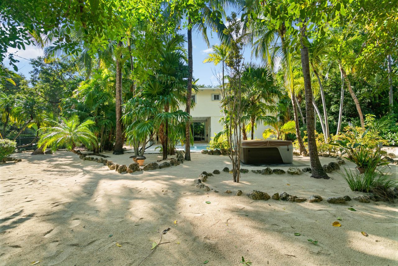 158 Tampa Drive, Tavernier, FL 33070 Photo