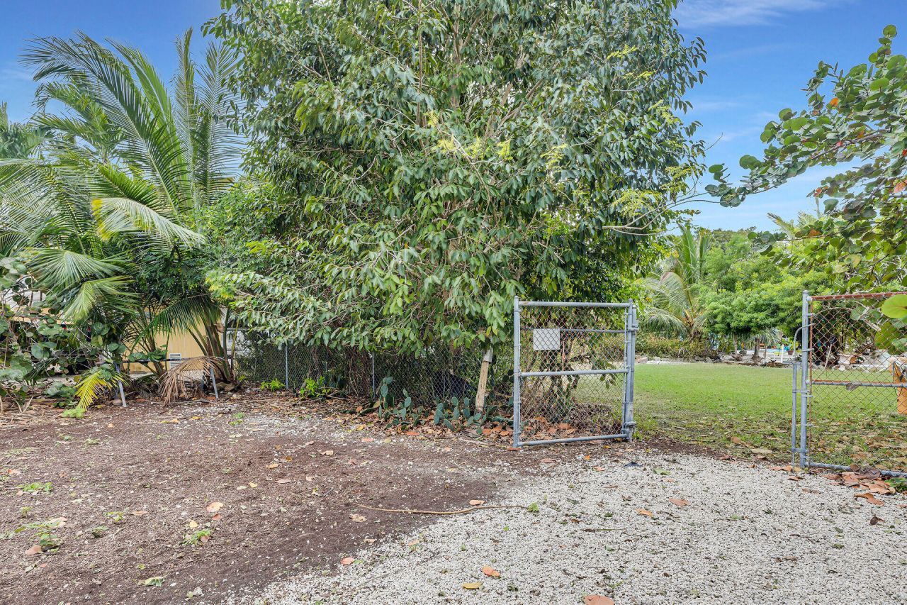 3836-3848 No Name Road, Big Pine Key, FL 33043 Photo