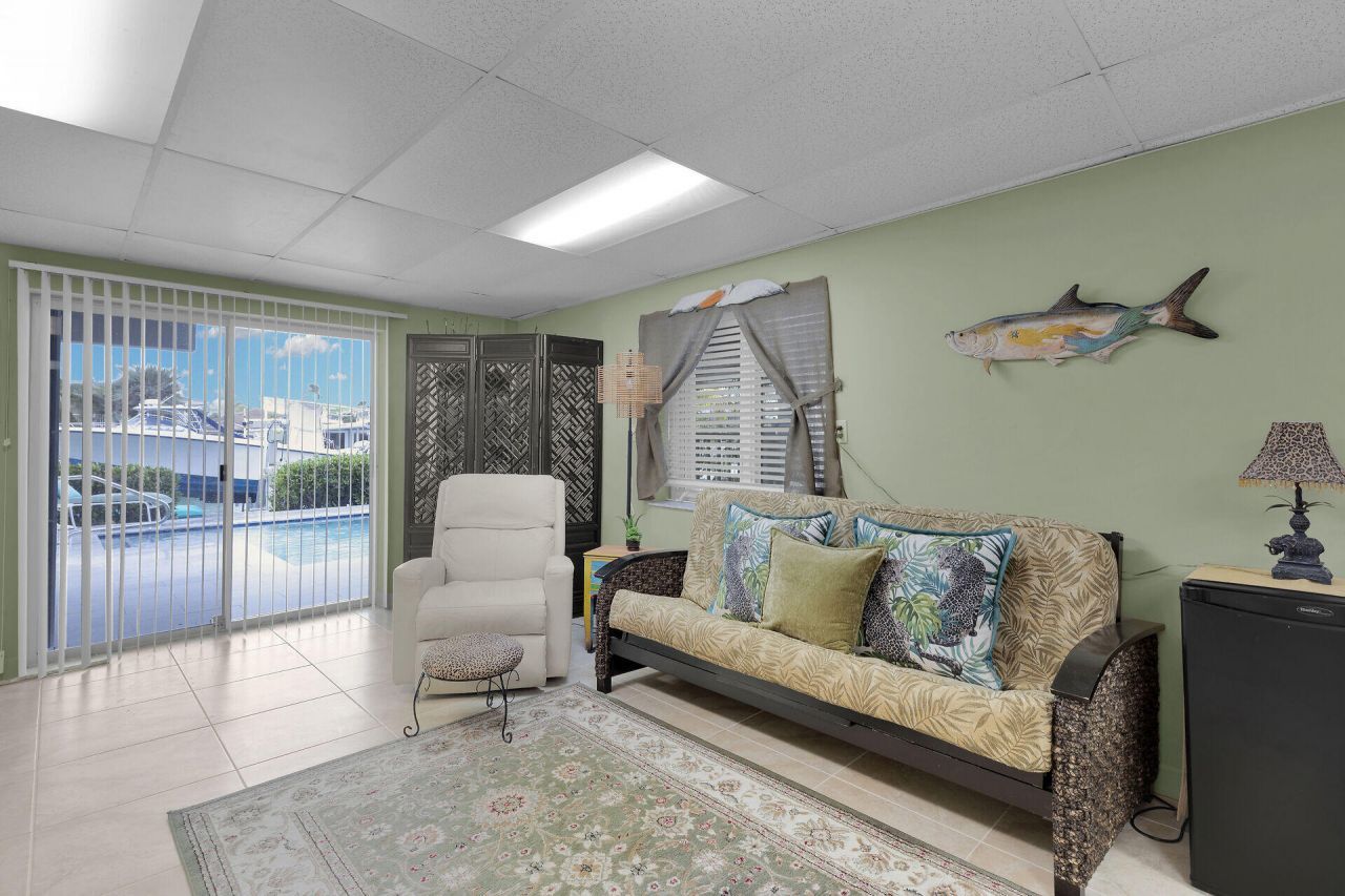 651 9th Street, Key Colony, FL 33051 Photo