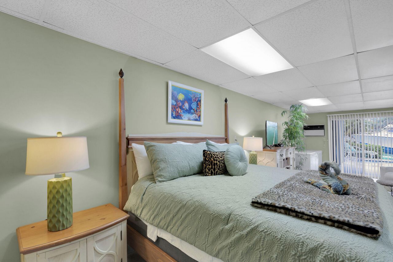 651 9th Street, Key Colony, FL 33051 Photo