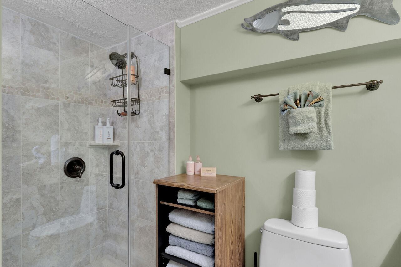 651 9th Street, Key Colony, FL 33051 Photo