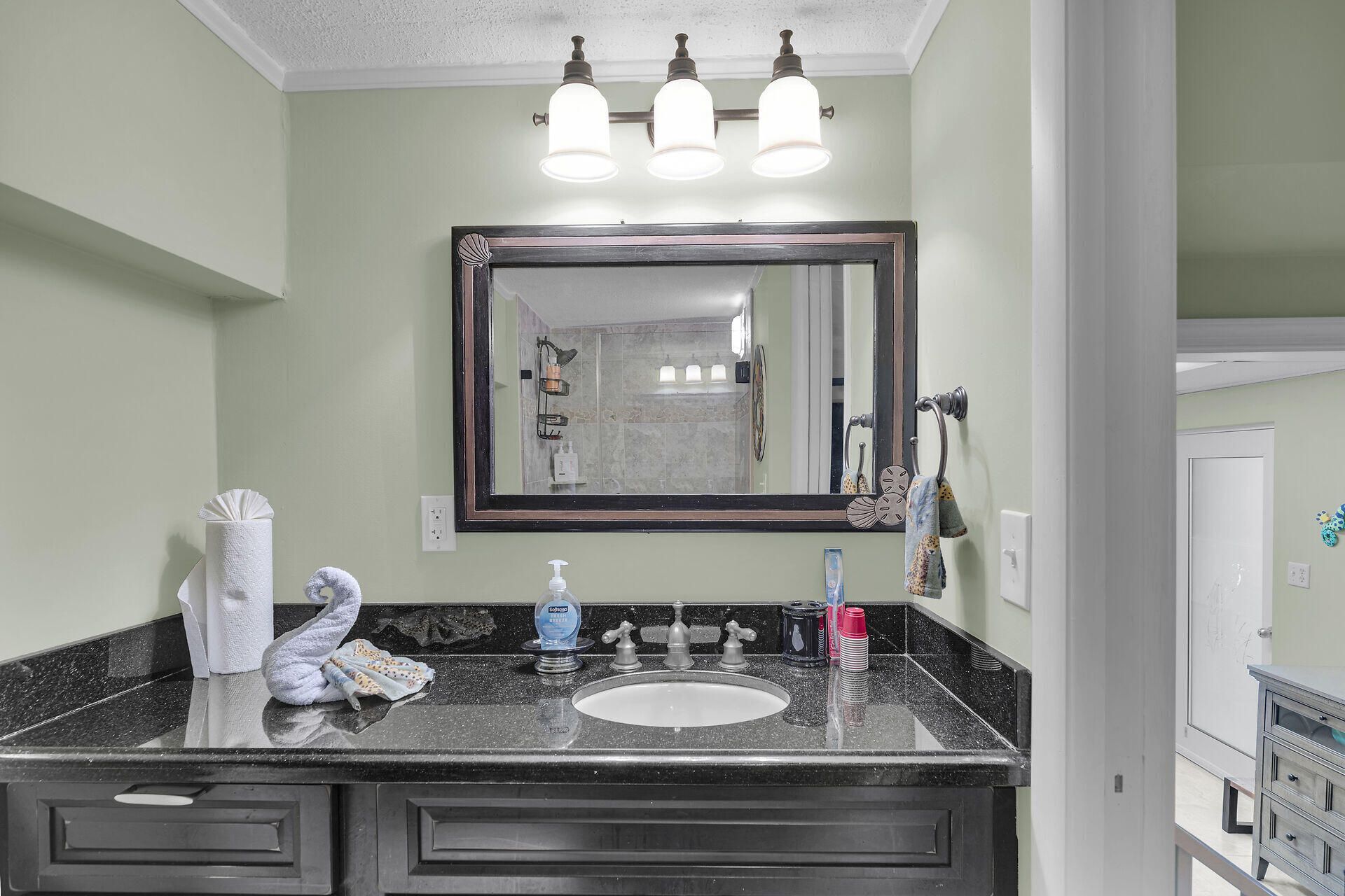 651 9th Street, Key Colony, FL 33051 Photo