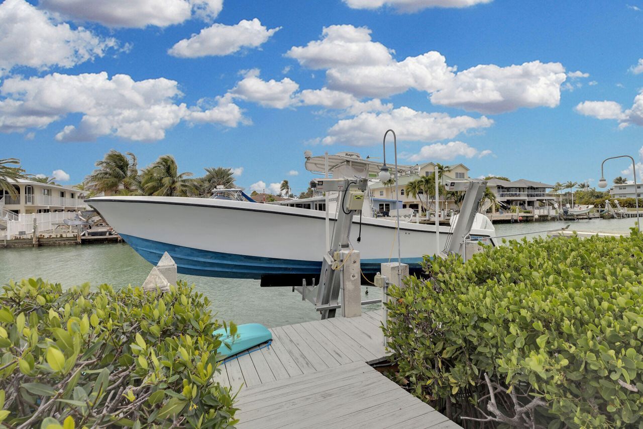 651 9th Street, Key Colony, FL 33051 Photo