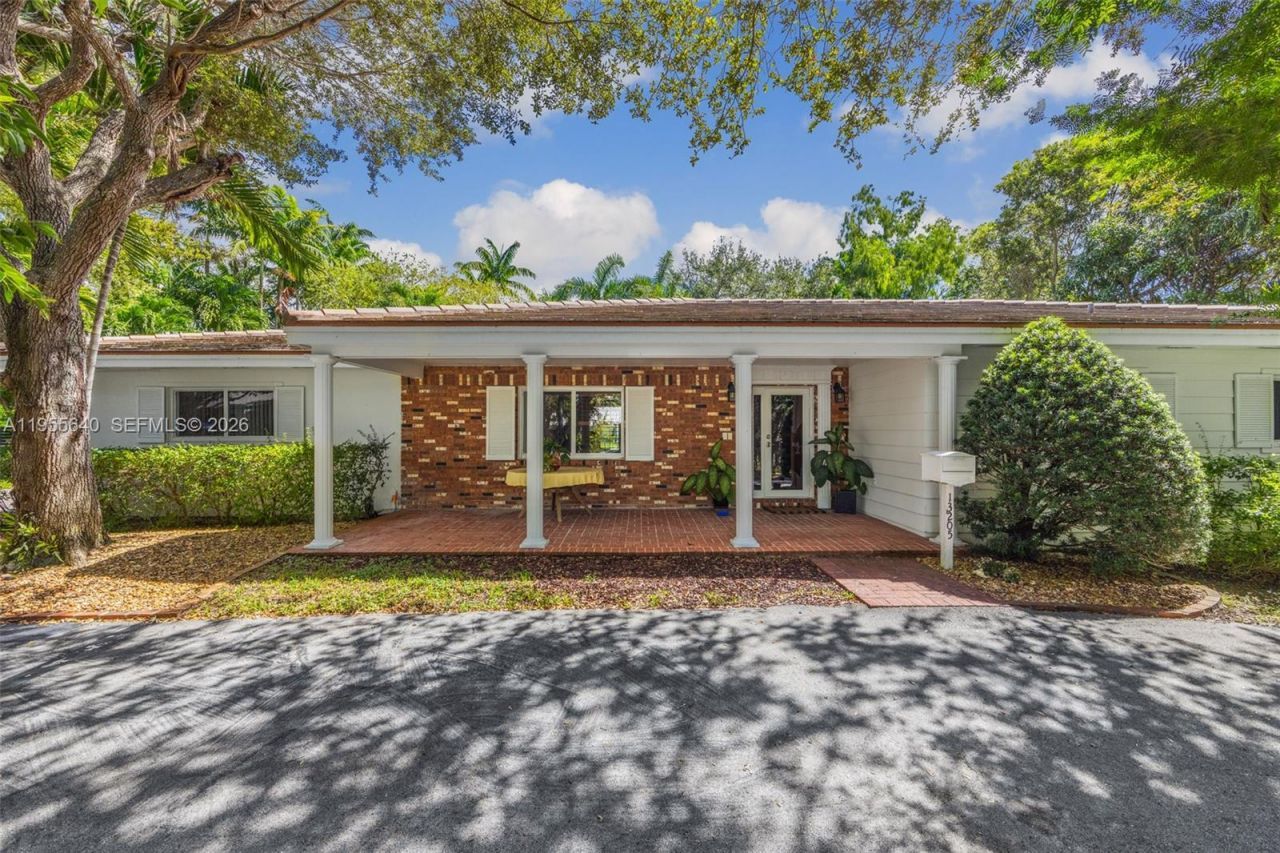 13205 SW 71st Ave, Pinecrest, FL 33156 Photo