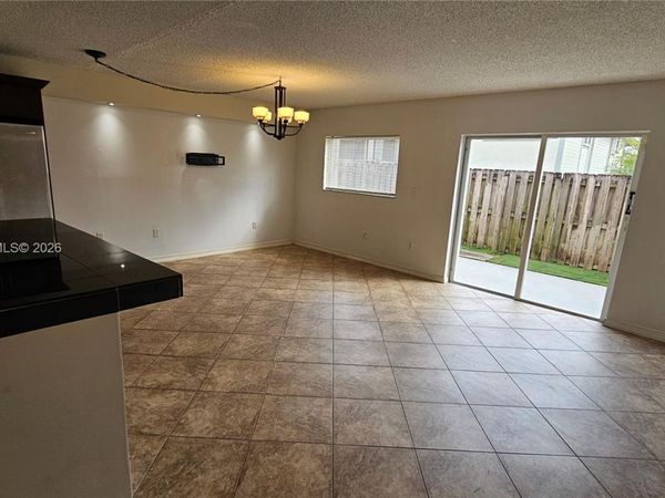 20814 San Simeon Way, Unit 108, Miami, FL 33179