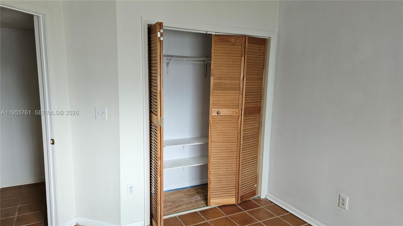 20814 San Simeon Way, Unit 108, Miami, FL 33179 Photo