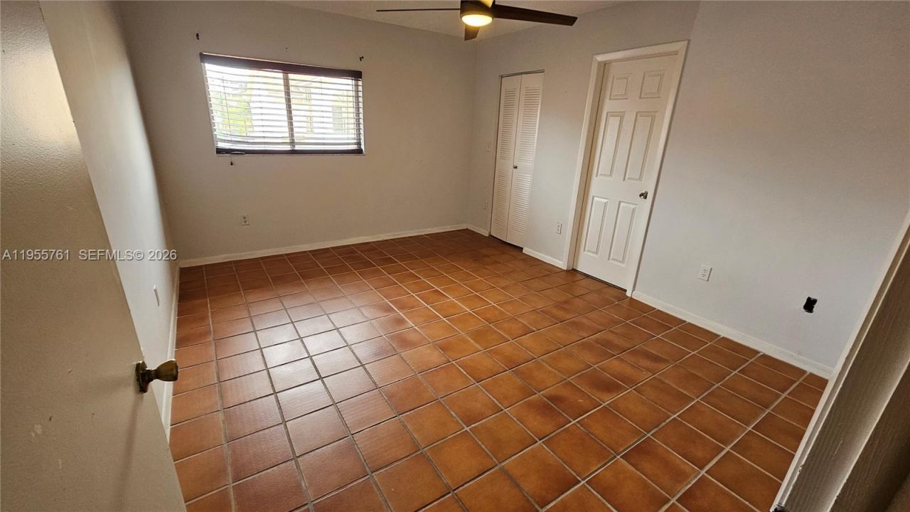 20814 San Simeon Way, Unit 108, Miami, FL 33179 Photo