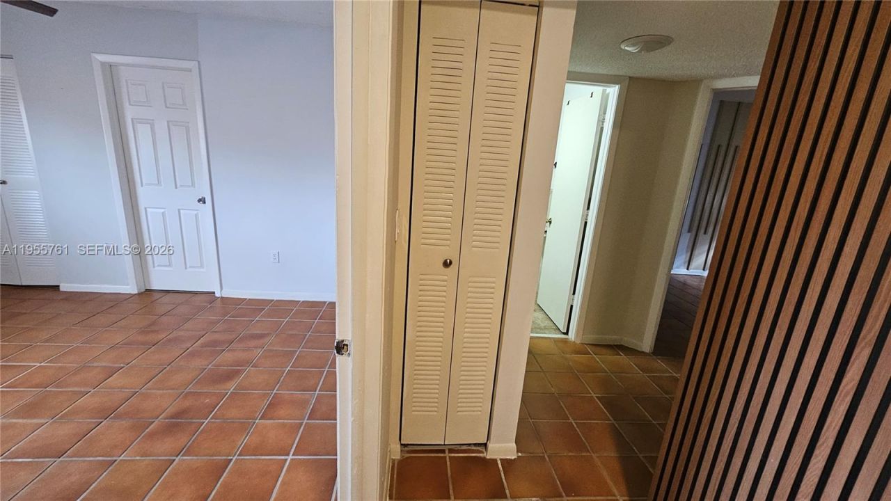 20814 San Simeon Way, Unit 108, Miami, FL 33179 Photo