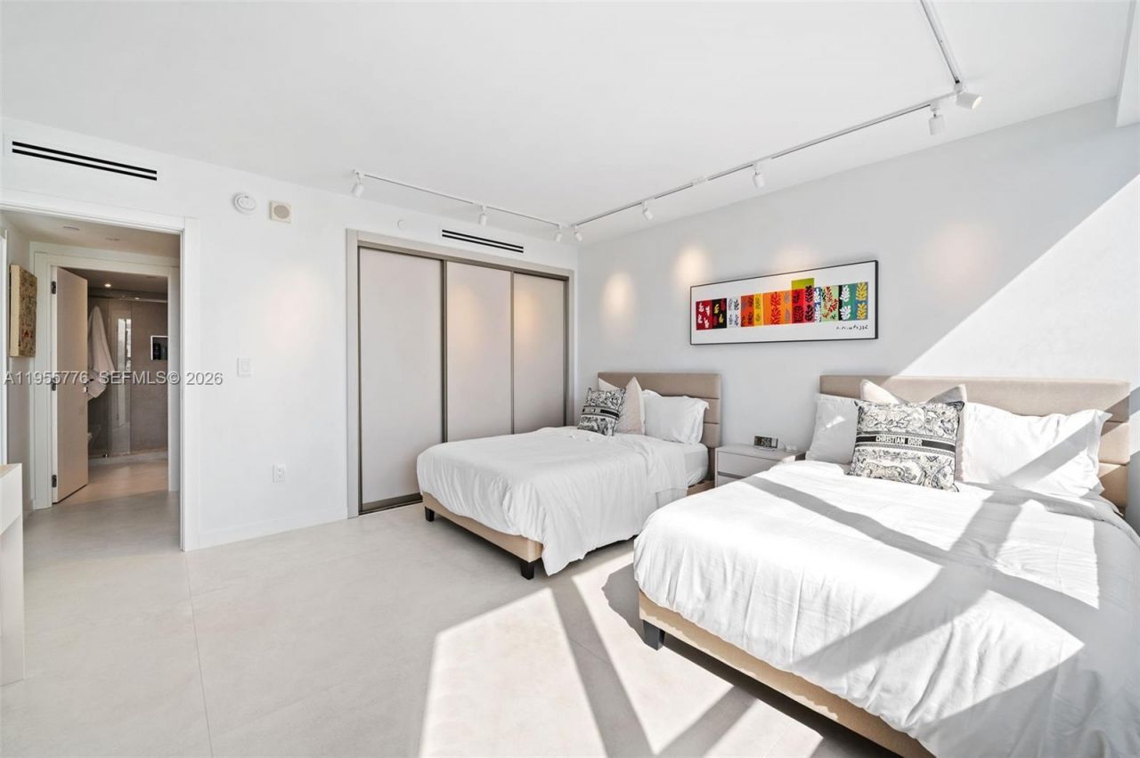 10205 Collins Ave, Unit 1203, Bal Harbour, FL 33154 Photo