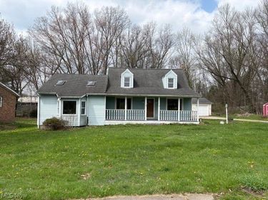 7648 N 2nd Avenue, Clinton, OH 44216