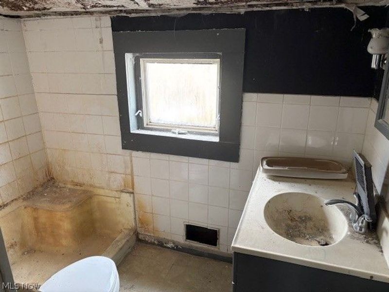 7648 N 2nd Avenue, Clinton, OH 44216 Photo 12