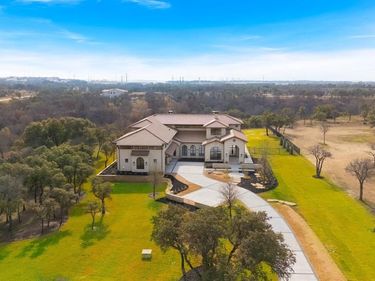 10717 Arrowhead Point Drive, Fort Worth, TX 76179