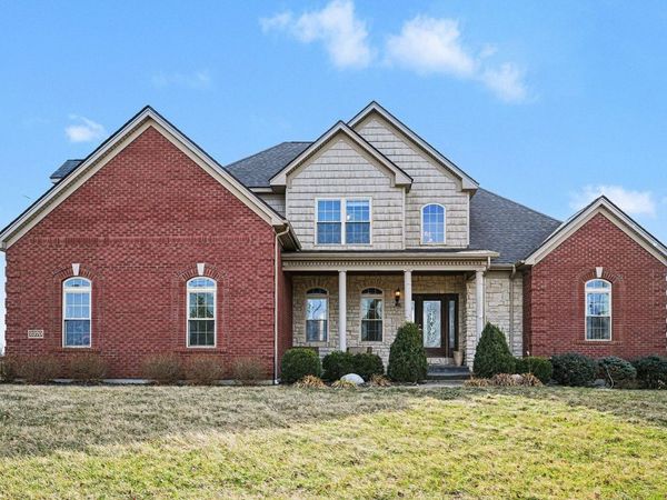 2370 Barnes Road, Williamstown, KY 41097