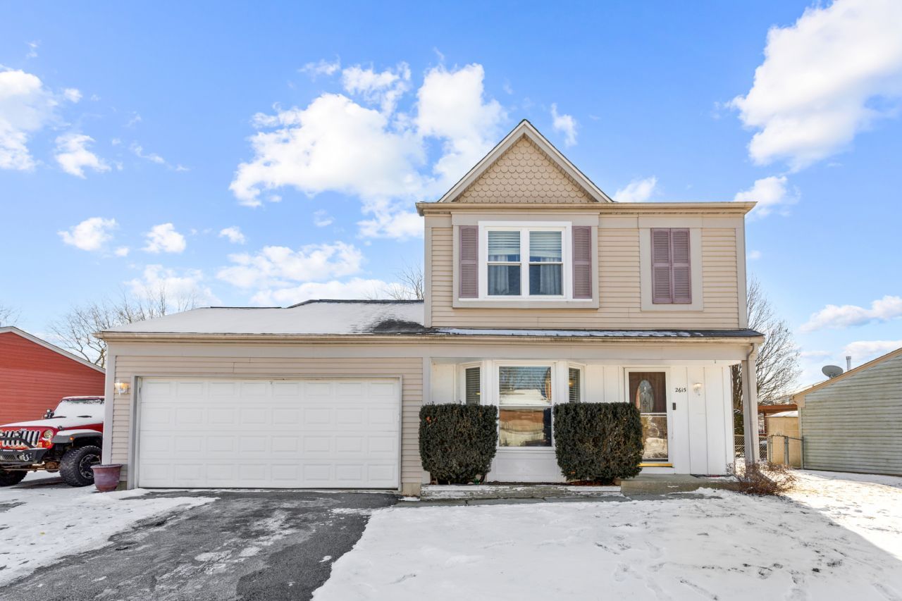 2615 Prairieview Lane N, Aurora, IL 60502 Main Photo