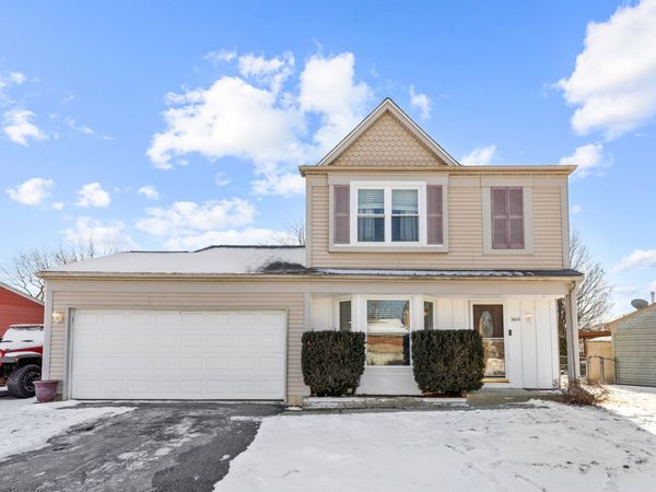 2615 Prairieview Lane N, Aurora, IL 60502