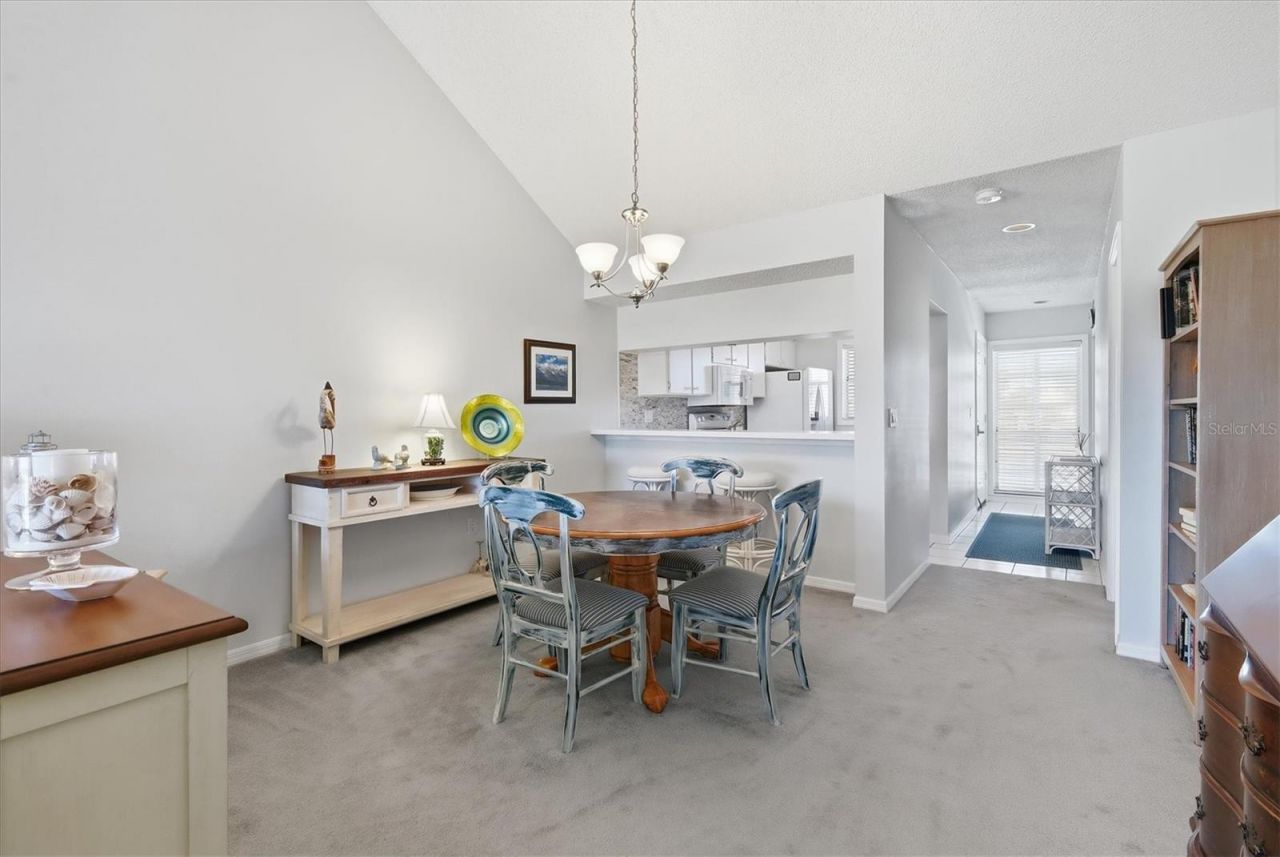 414 Cerromar Circle S, Unit 249, Venice, FL 34293 Photo