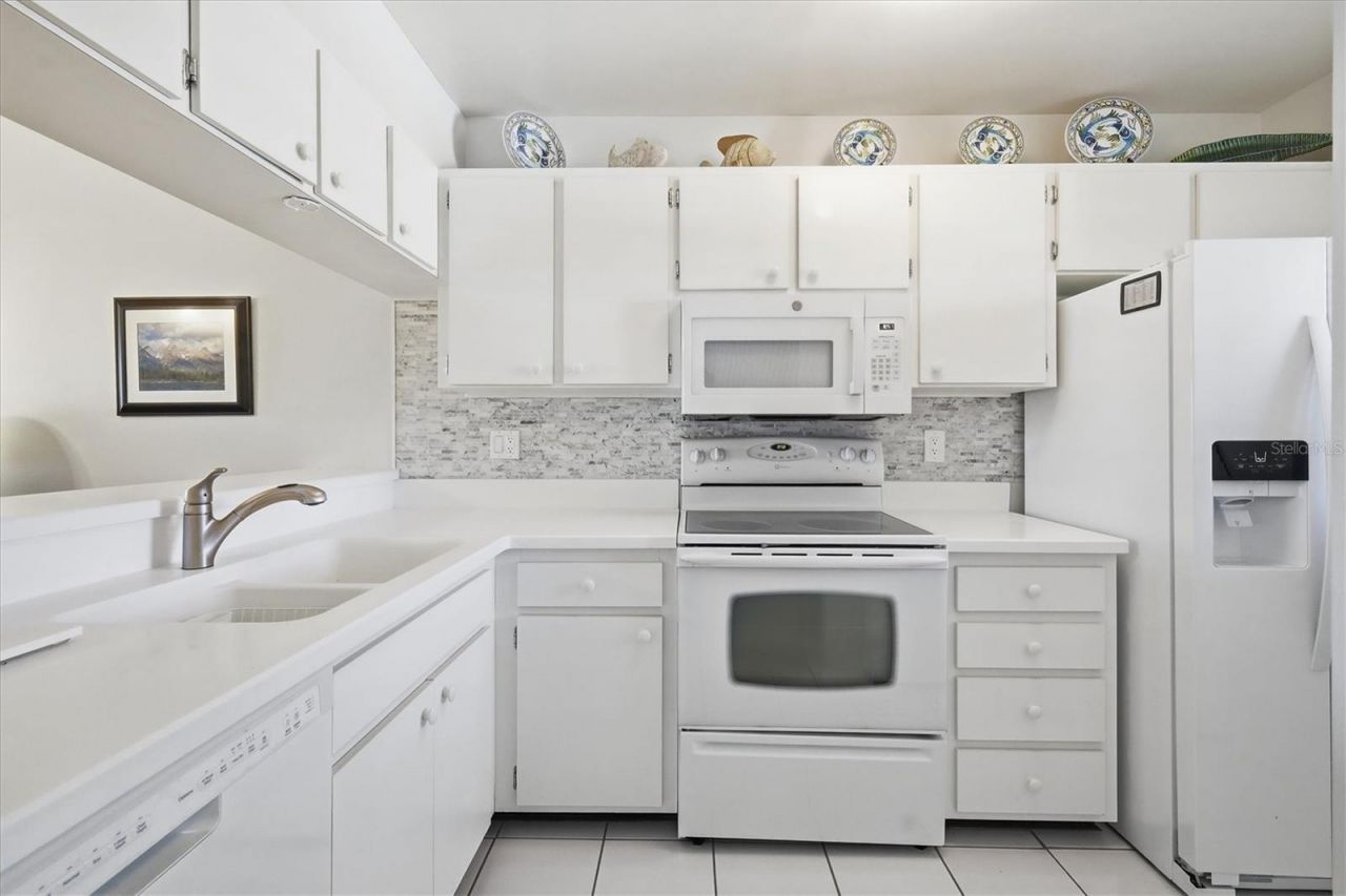 414 Cerromar Circle S, Unit 249, Venice, FL 34293 Photo