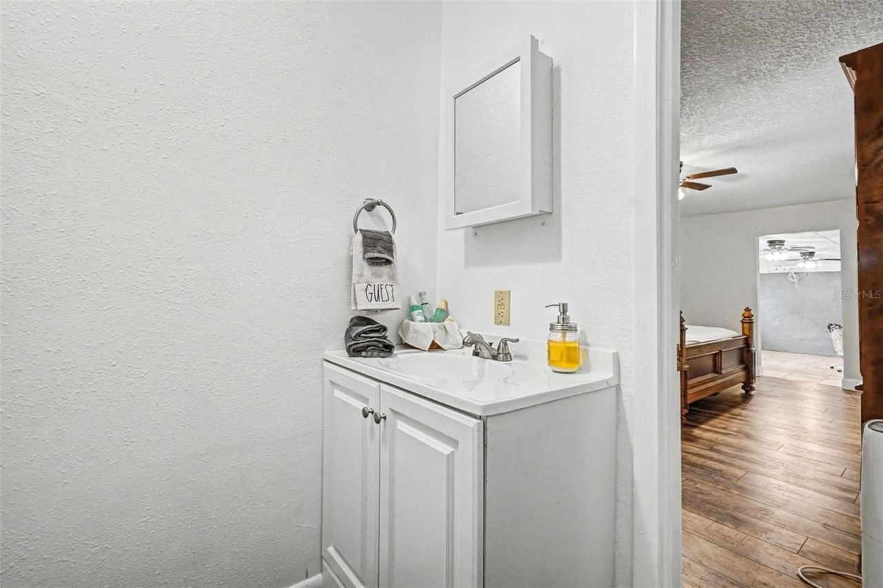 55316 Claire Street, Astor, FL 32102 Photo