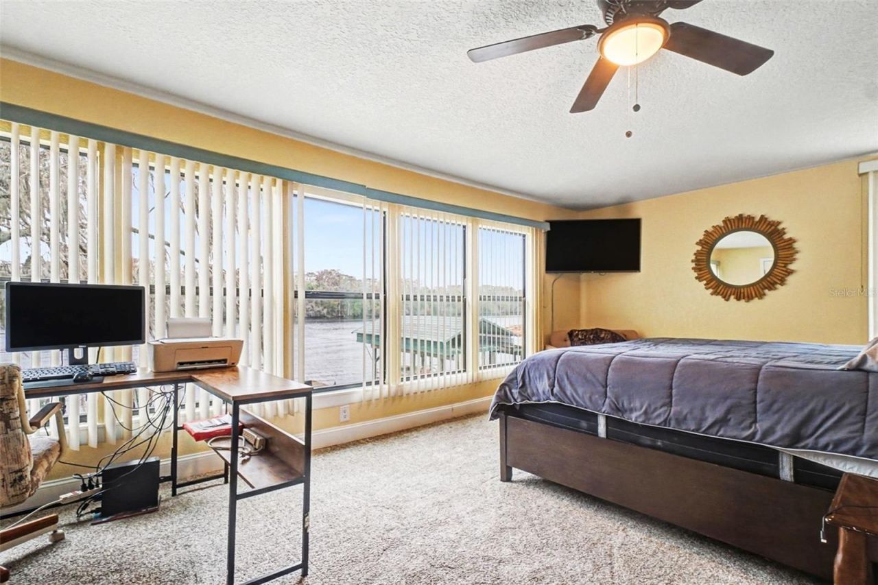 55316 Claire Street, Astor, FL 32102 Photo