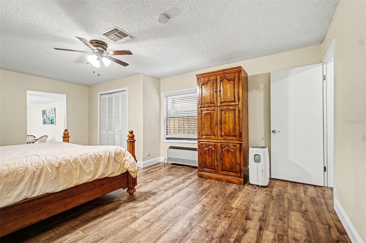 55316 Claire Street, Astor, FL 32102 Photo