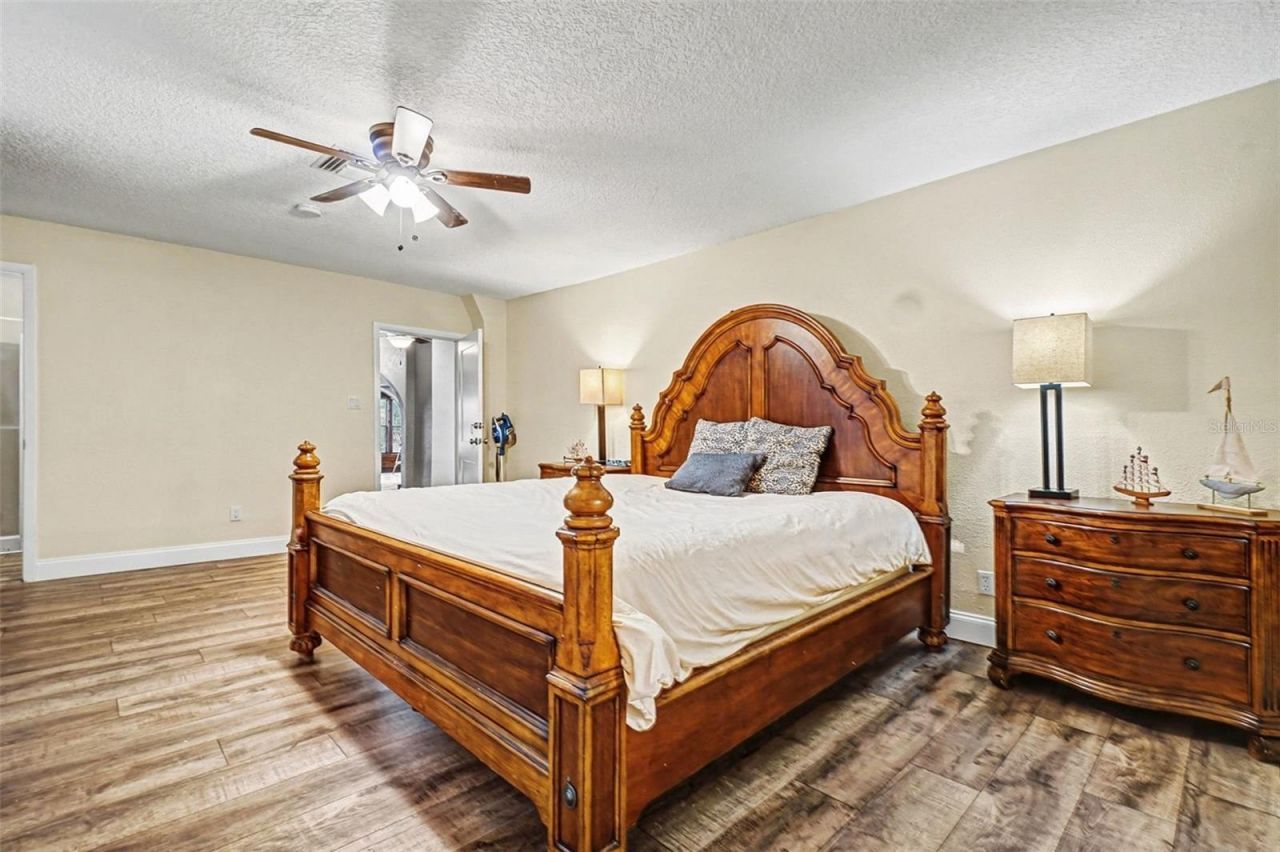 55316 Claire Street, Astor, FL 32102 Photo