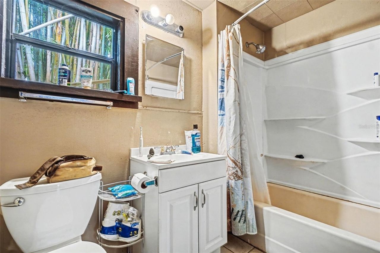 55316 Claire Street, Astor, FL 32102 Photo