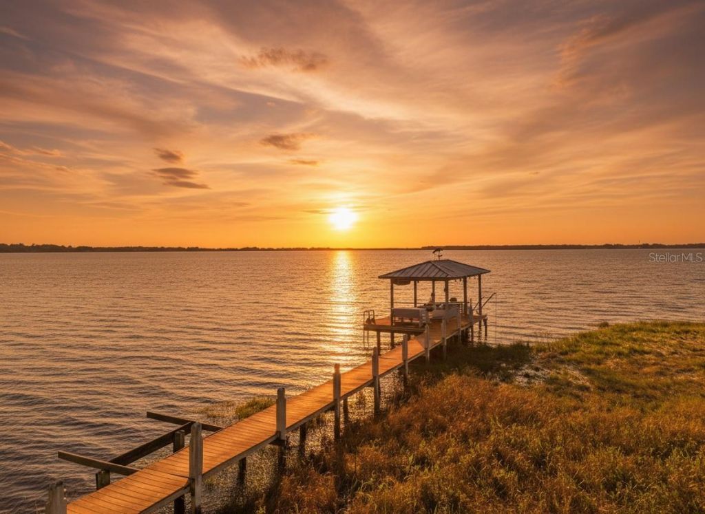 103 S Lakeshore Drive, Minneola, FL 34715 Photo