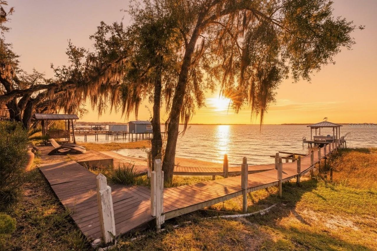 103 S Lakeshore Drive, Minneola, FL 34715 Photo